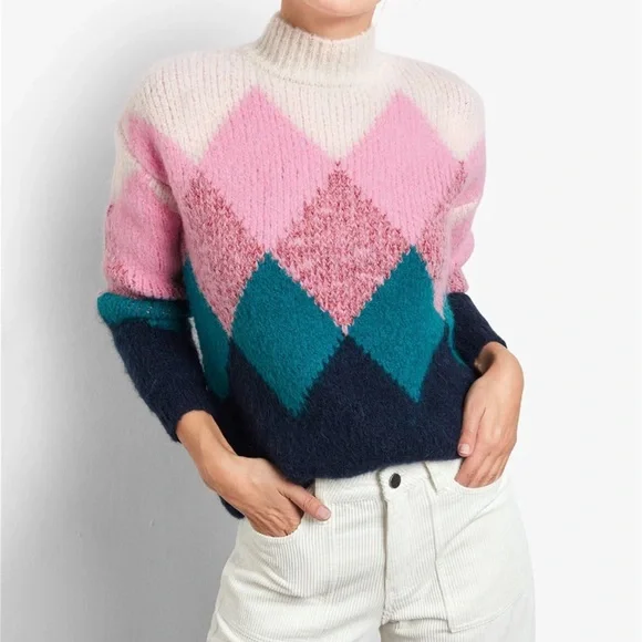 Pretty Chevron Sweater - Picture 8 of 8